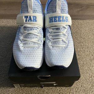 Air Jordan UNC trainers size 12 used